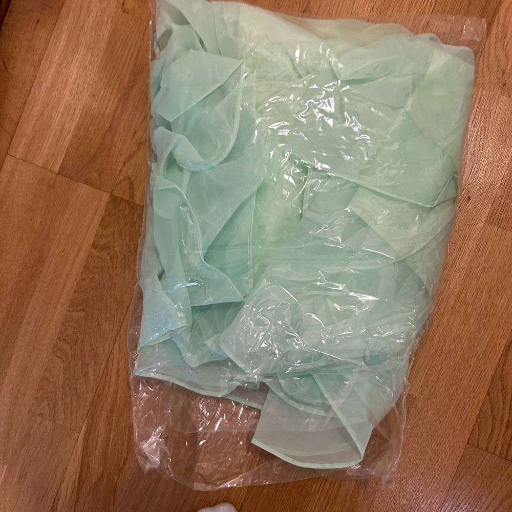 Dress never worn